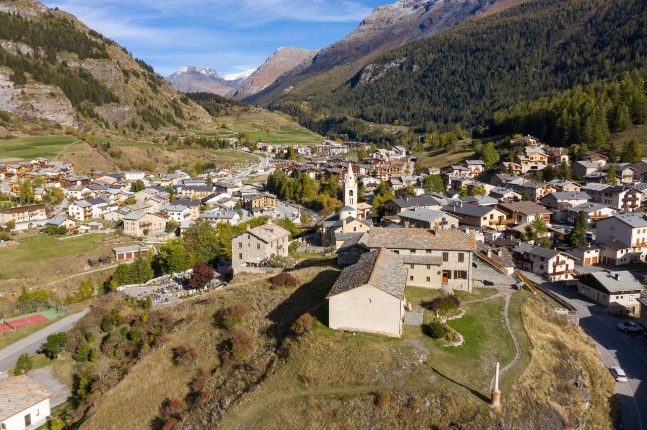 Fleurs Et Neige Apartment Lanslevillard Bagian luar foto